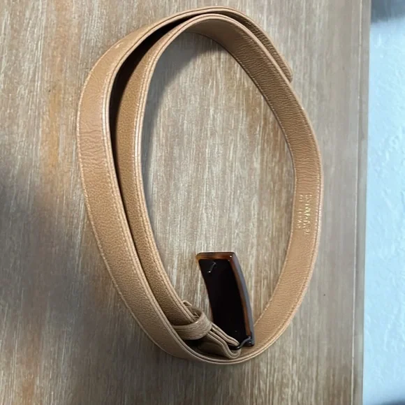 Chanel Brown Tortoise Shell Logo Belt - Picture 5 of 8